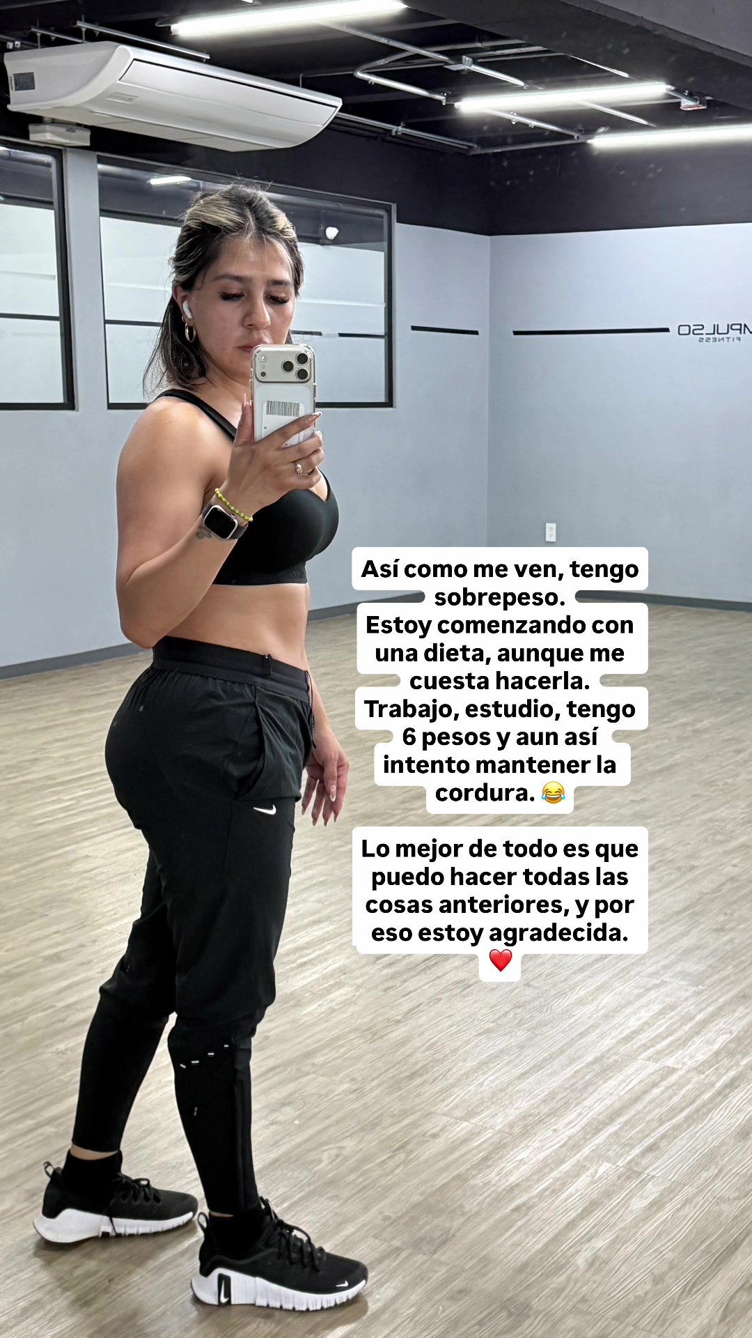 @Elena Vidal