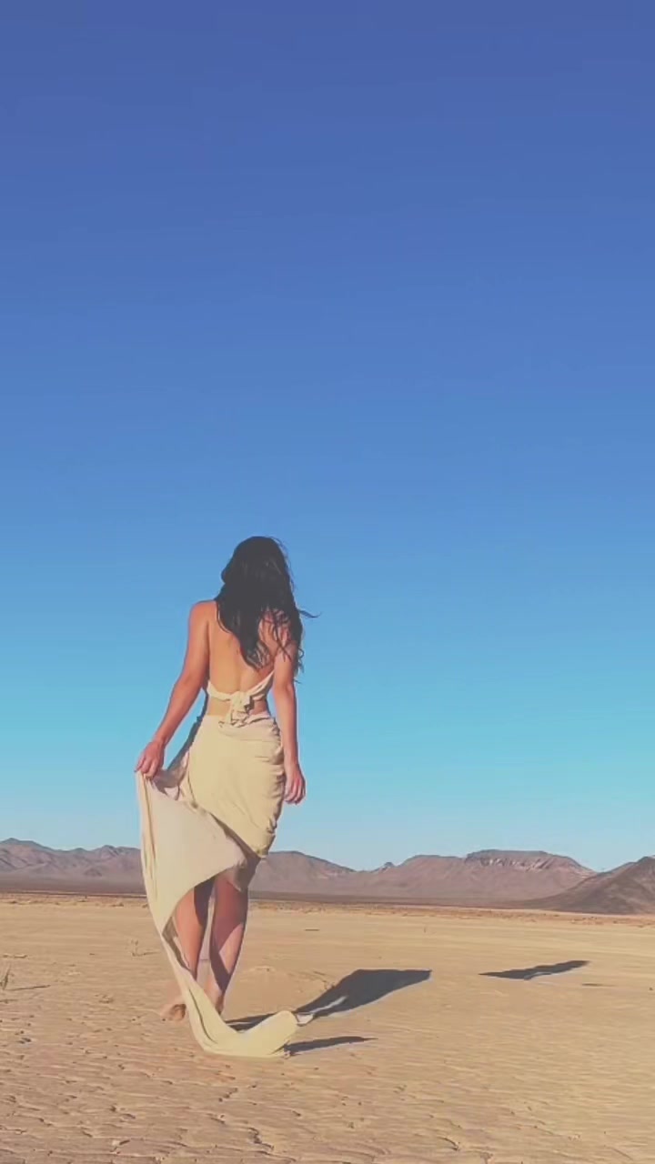 @️
