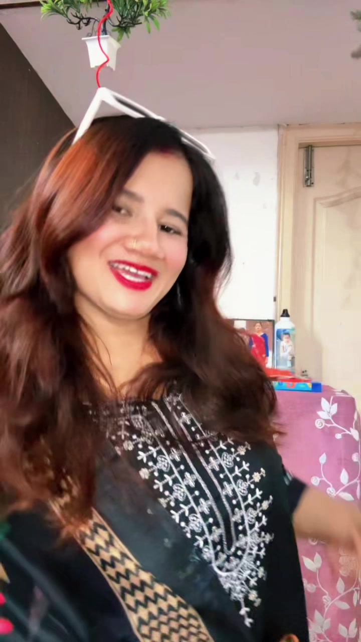@Deepika__Dhami🦋
