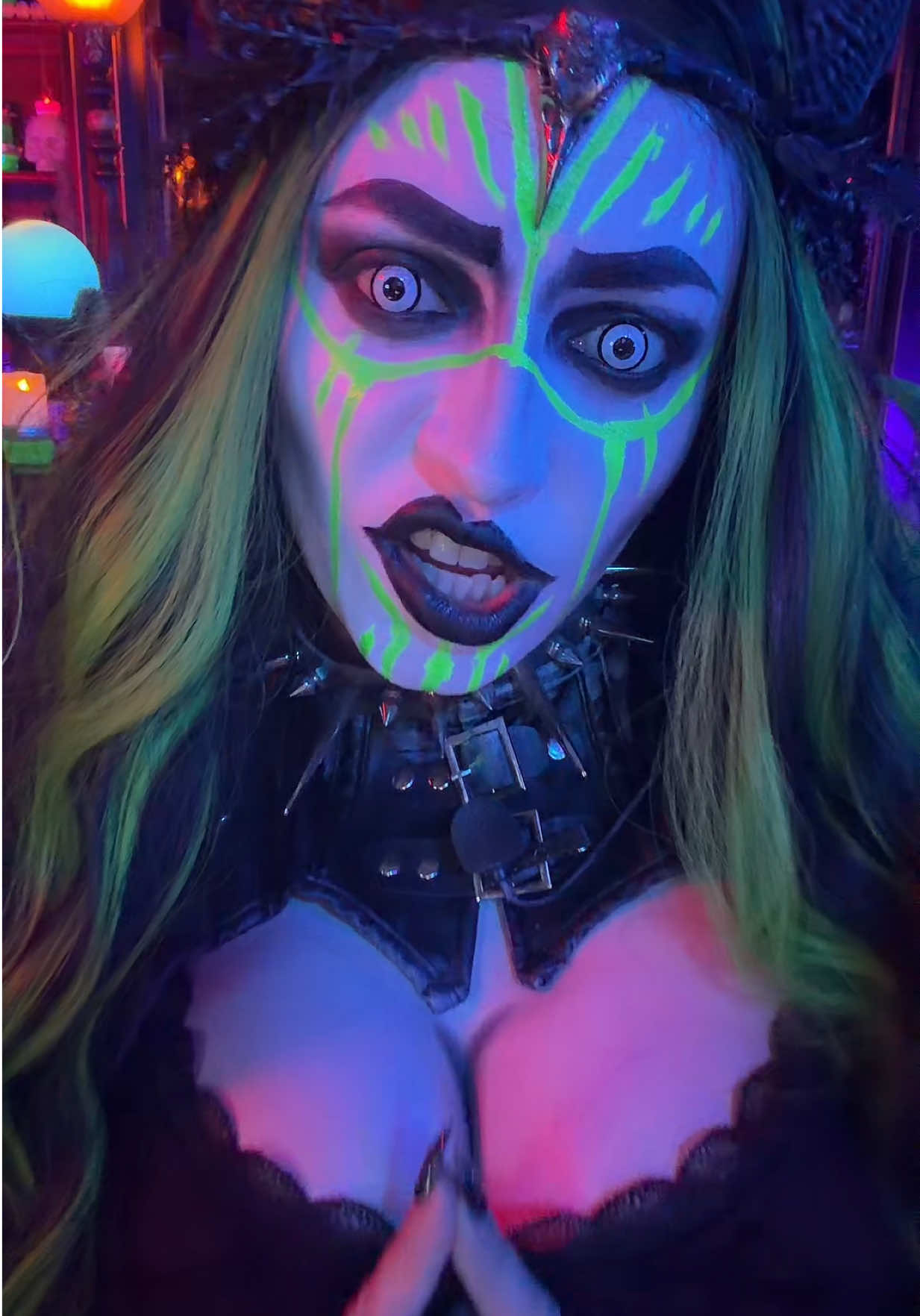 @𝕯𝕒𝕣𝕜 𝔄𝔩𝔠𝔥𝔢𝔪𝔦𝔰𝔱 ☥✧