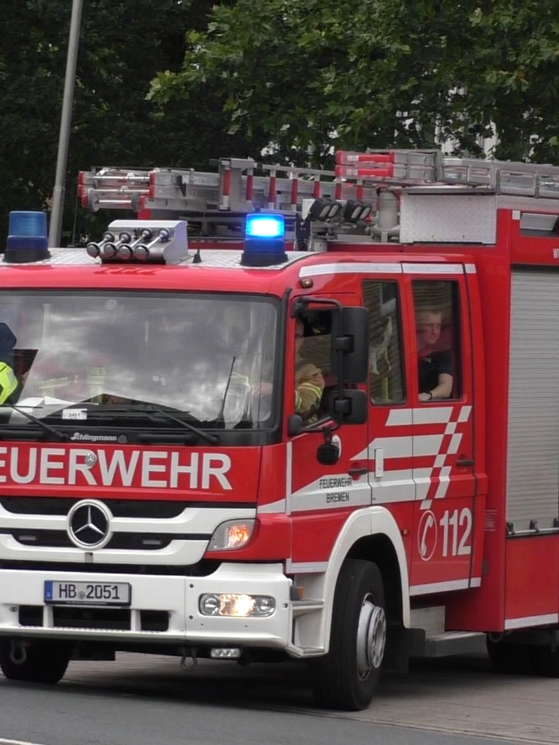 @Blaulichtfahrt