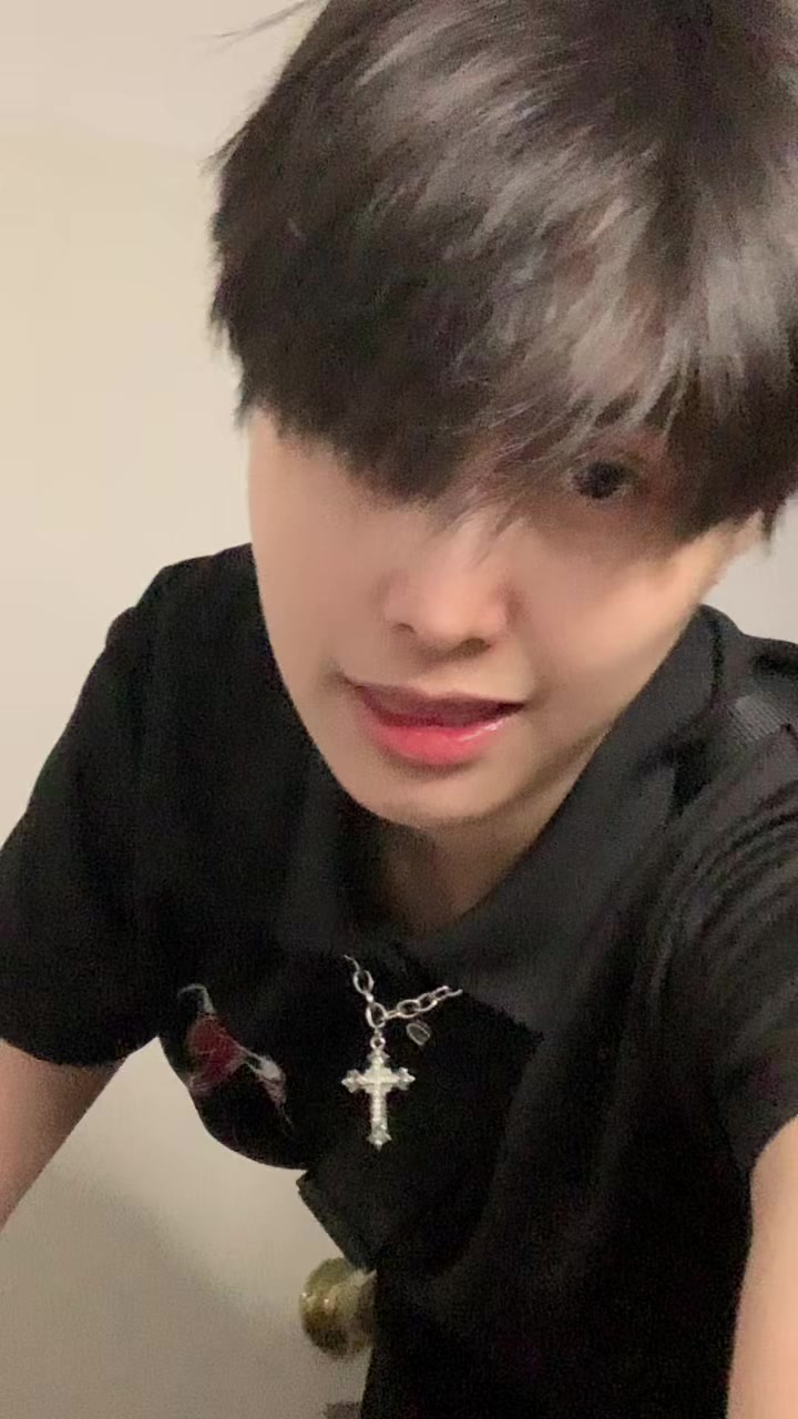 @Pupae_0799
