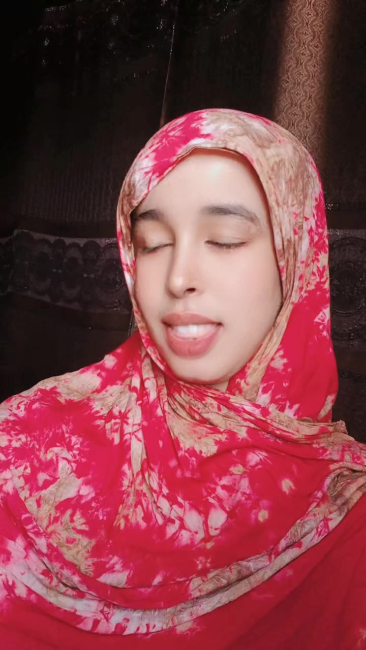 @hiba haboon🇸🇴🇬🇧