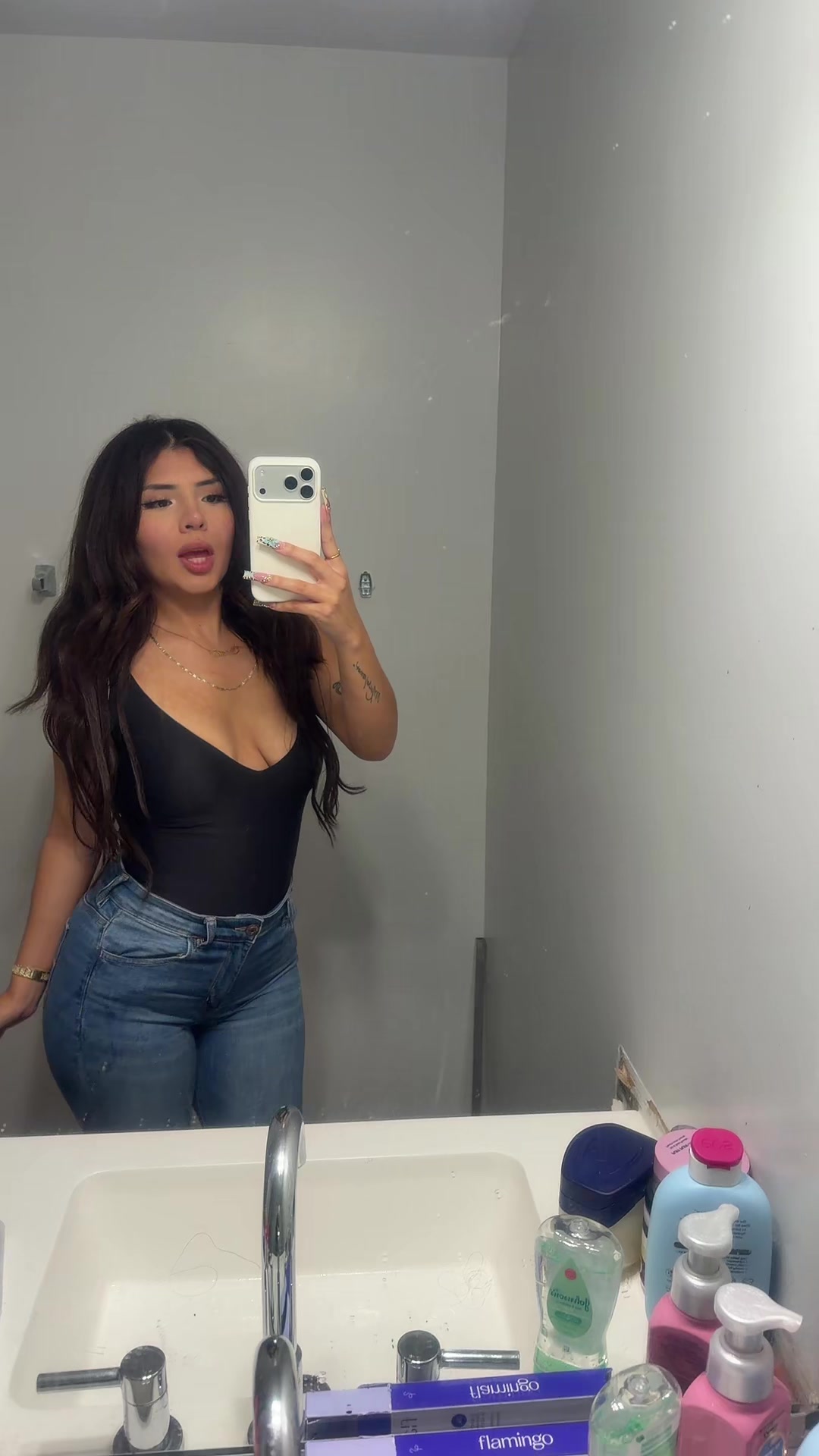 @YOFAVSHAWDYNAT
