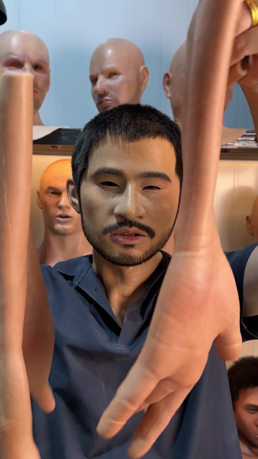 @Lifelikemask