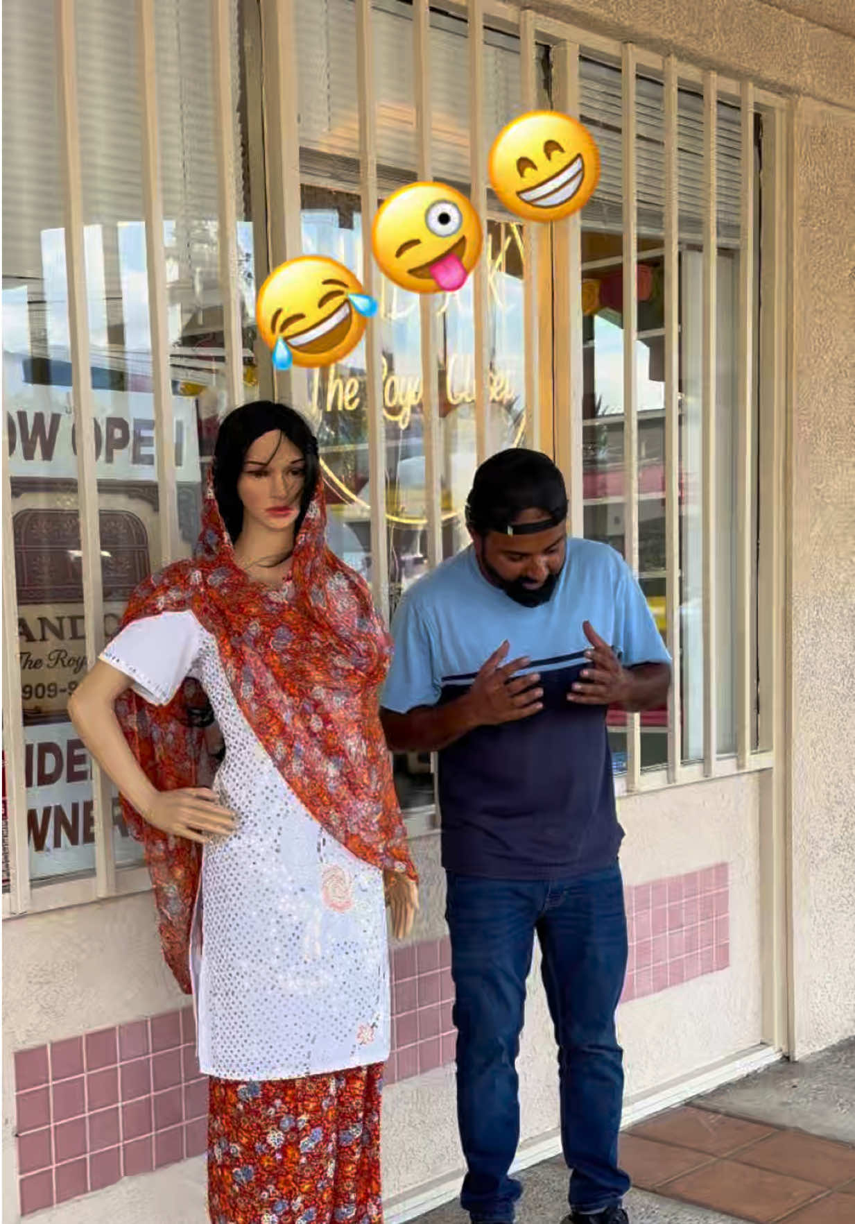 @Hilarious_zain