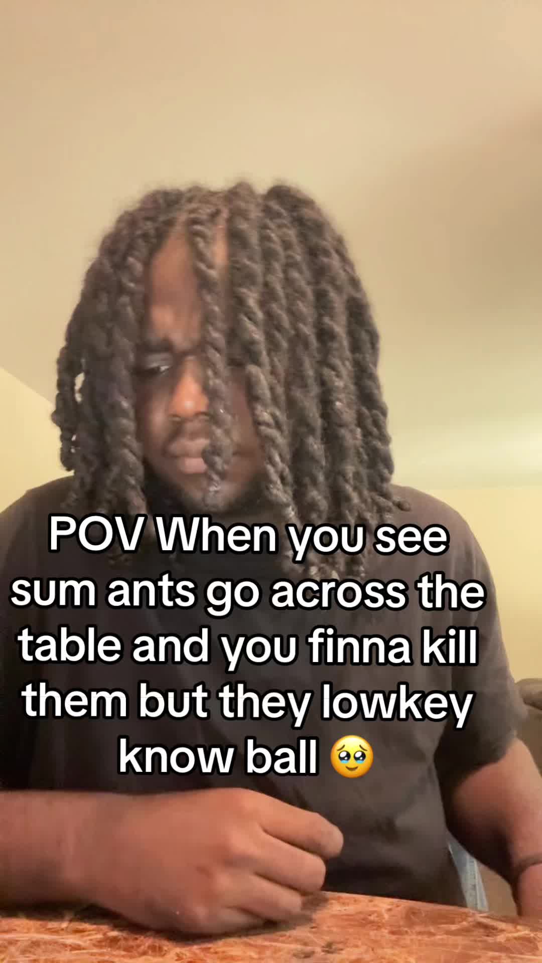 @⃟
