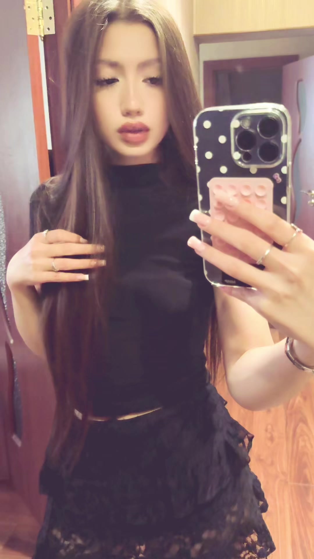@ㅤ