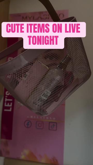 @MYLASHXO Stores