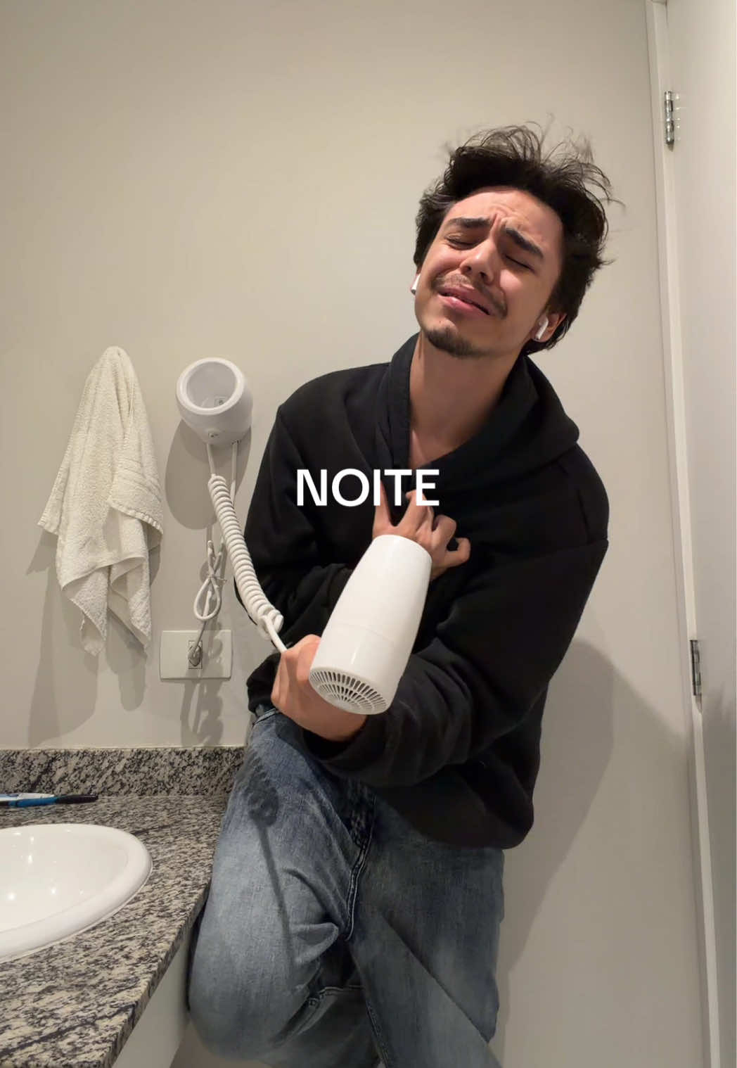 @Augusto César