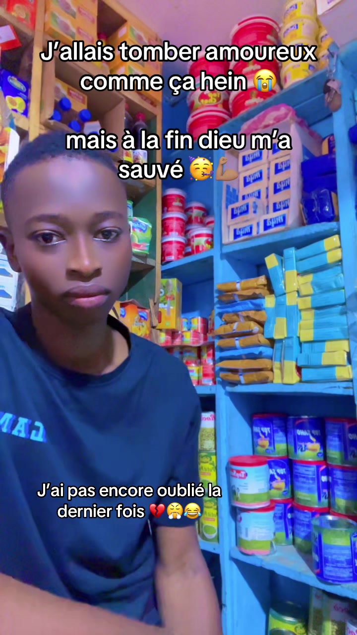 @ᖇ_ᗩ_ᘔ_ᗩ_K_Y~ 🥷🦅🧠
