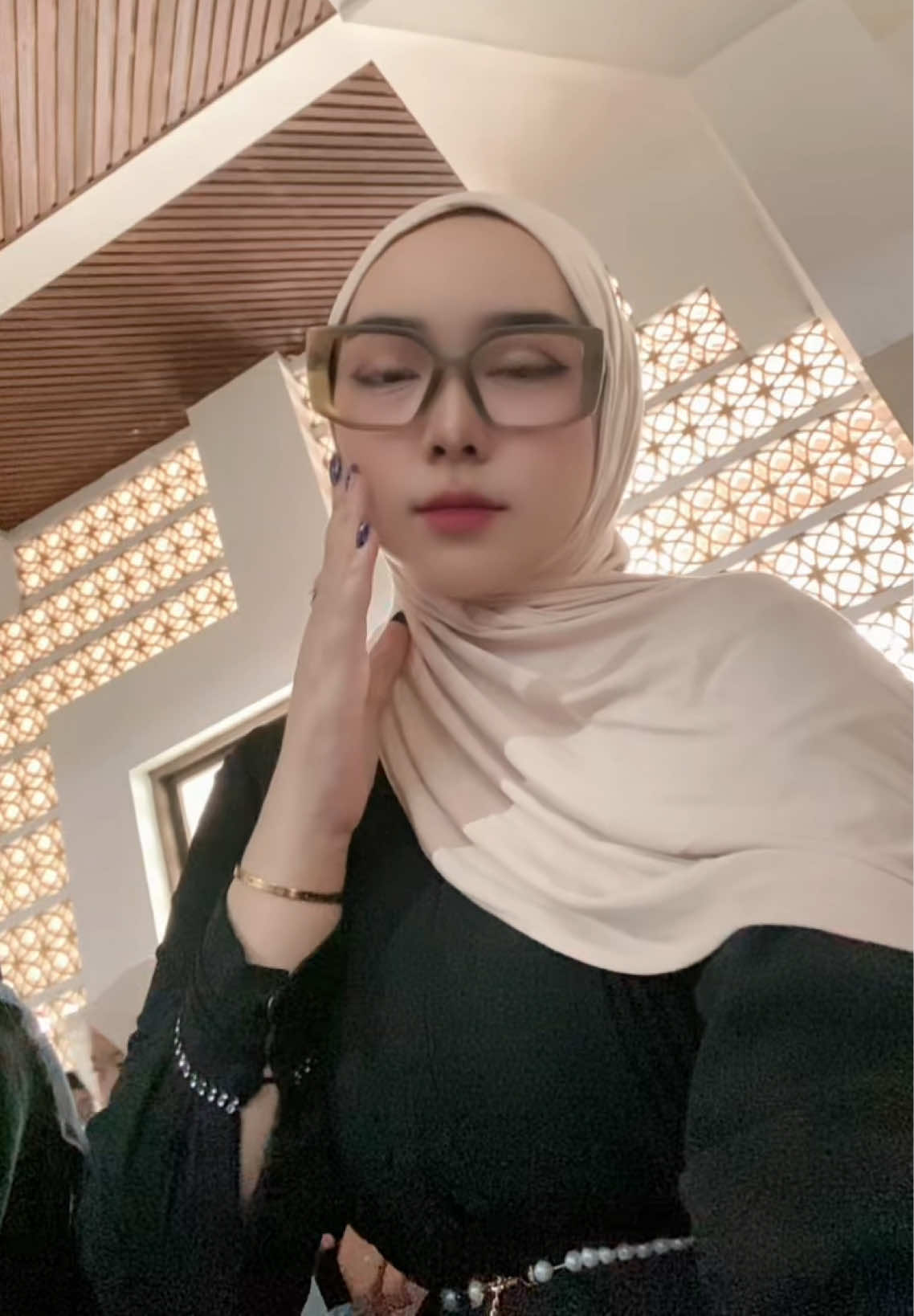 @RinrinRinjaniEfendy