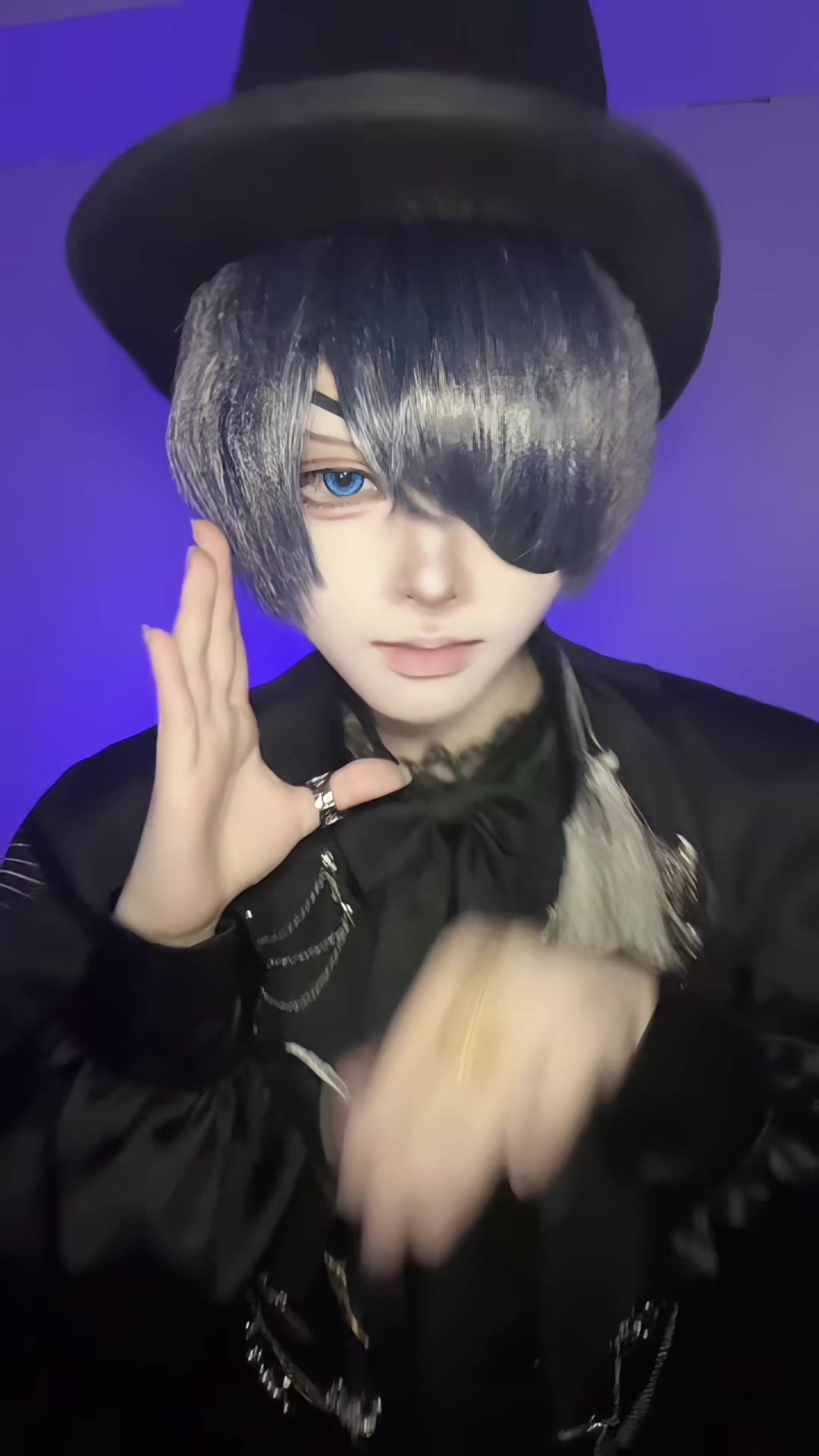@ヨシダ