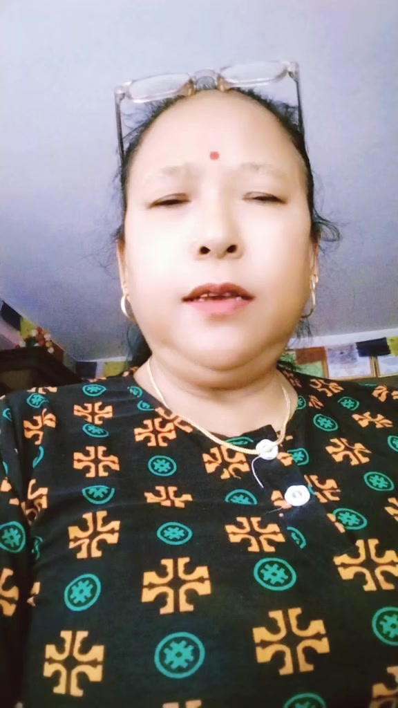 @संगिता थीङ