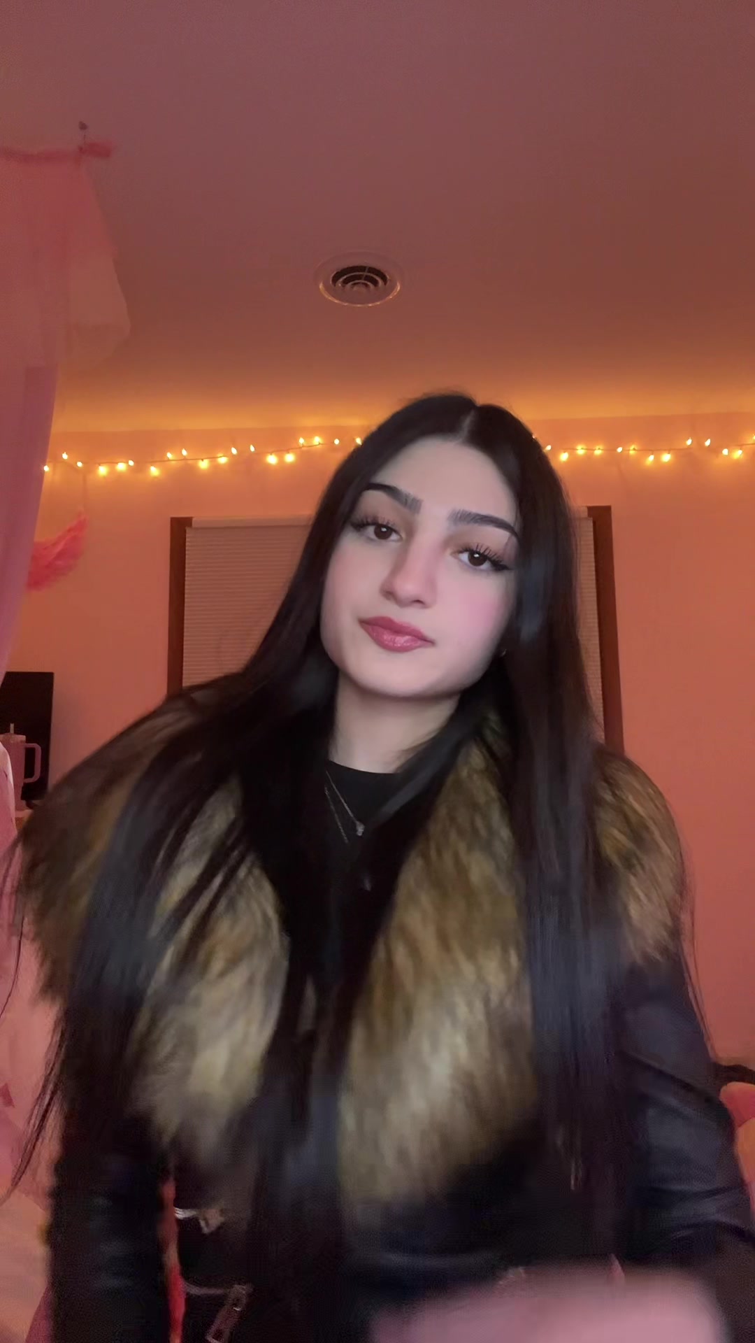 @ნიკოლი