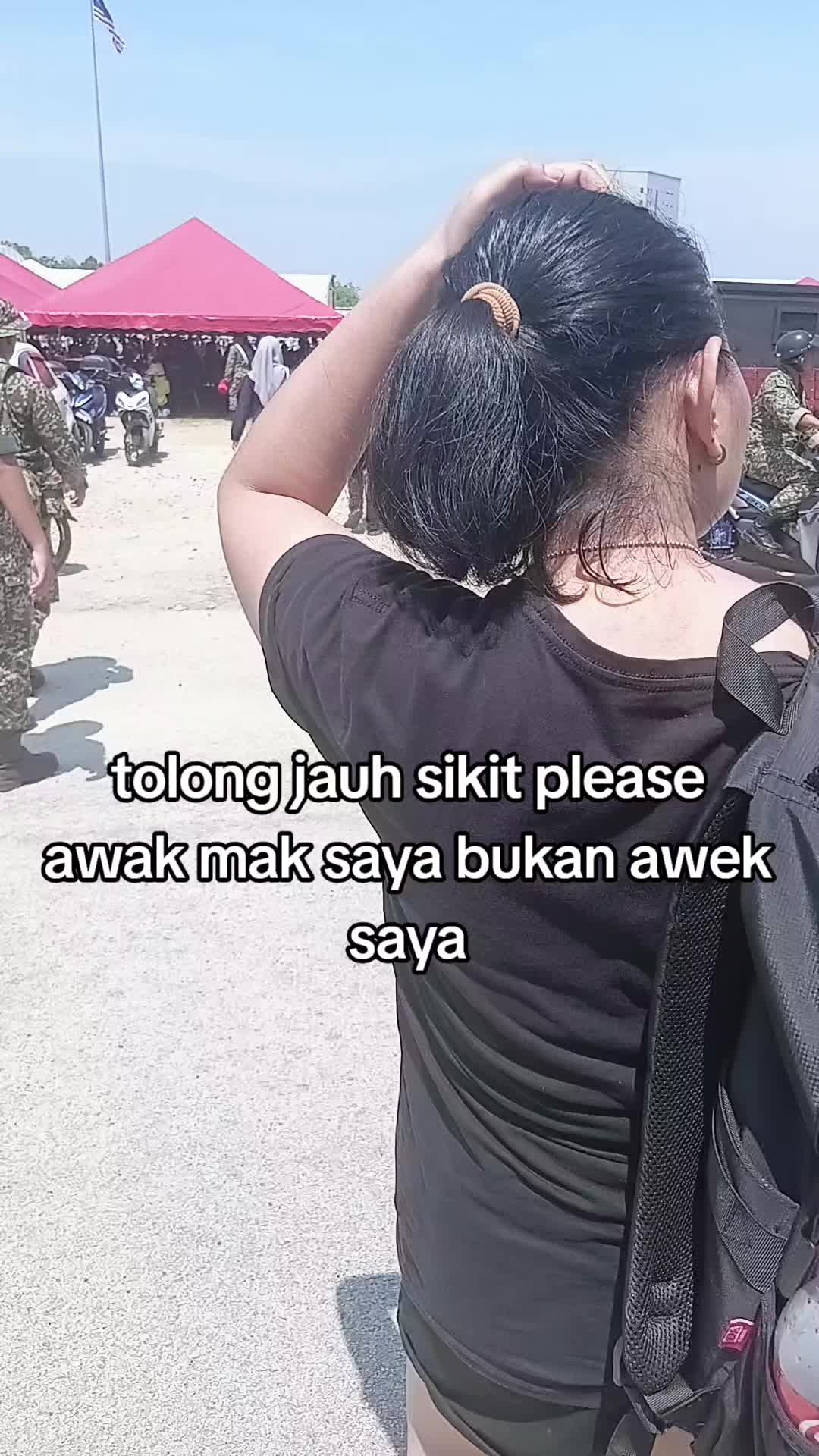 @Lara Iskandar