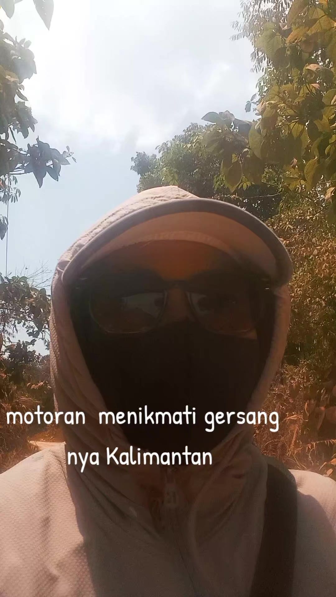 @meylovee