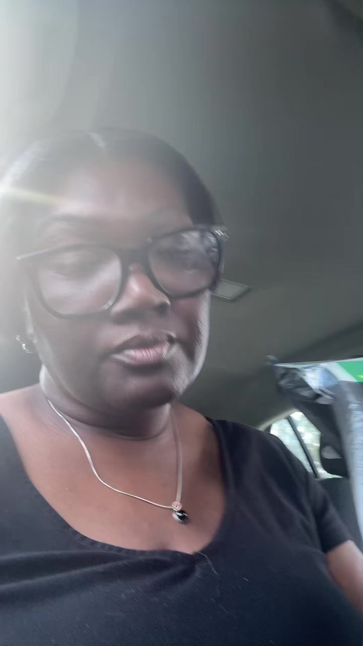 @Mrs.BlackPeach