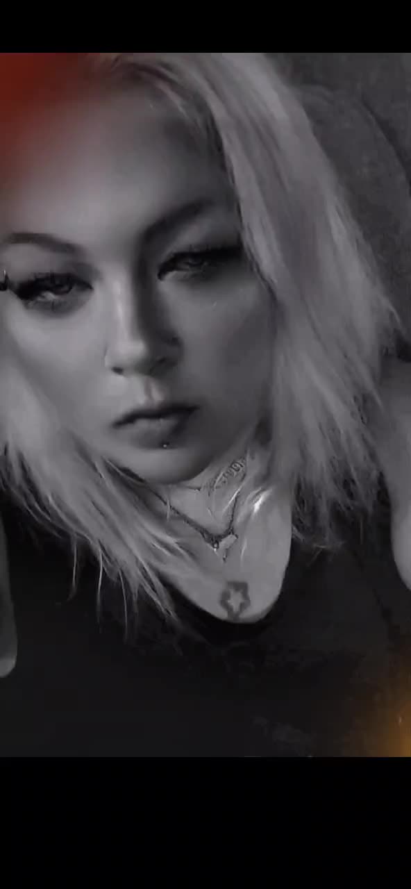 @🔐🖤&hearts;️Amie Hartman🖤💜🔏🦁