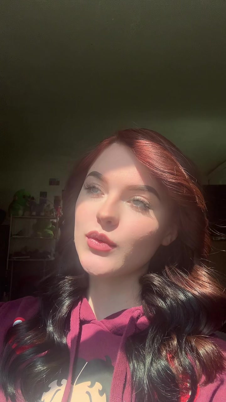 @💕 Ellen  🦆