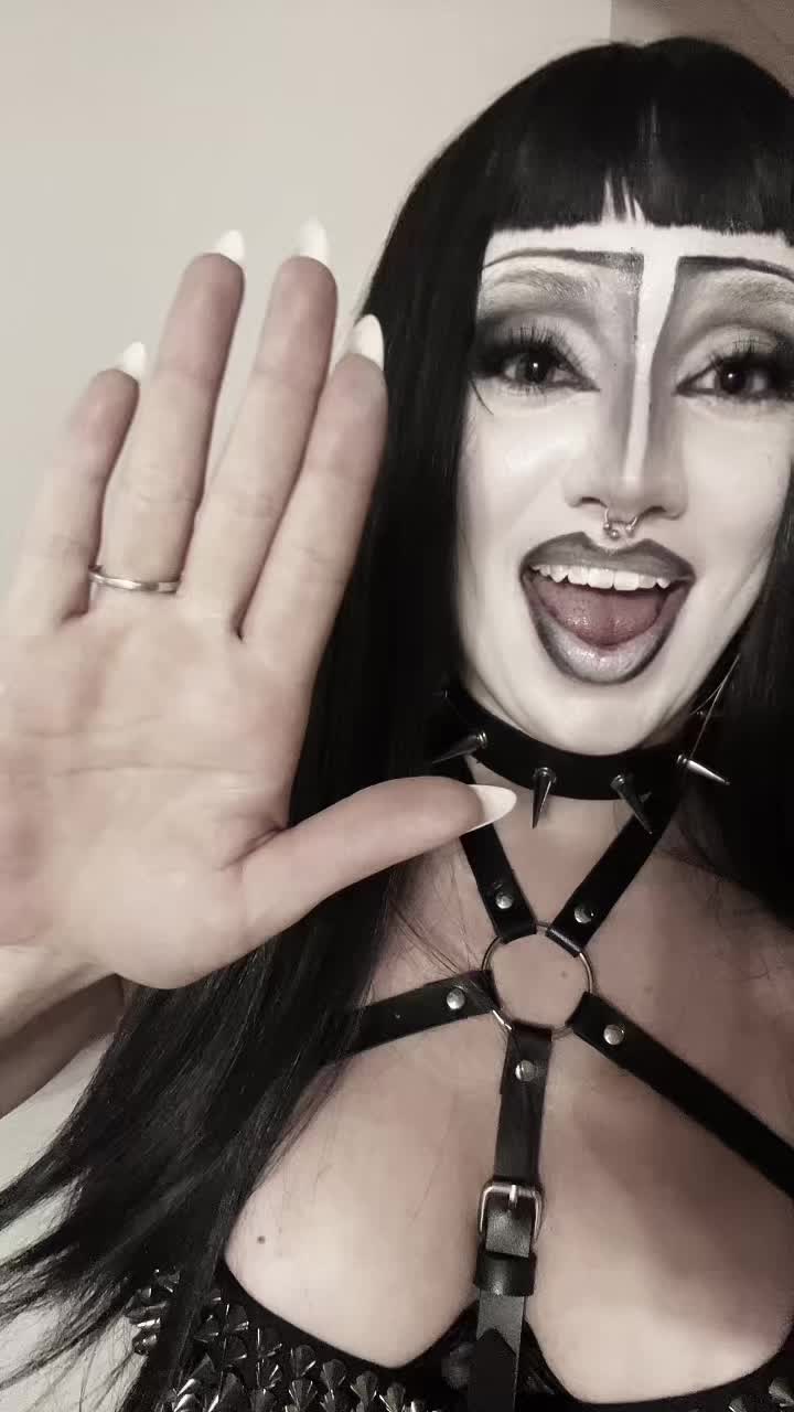@angelfacenutcase