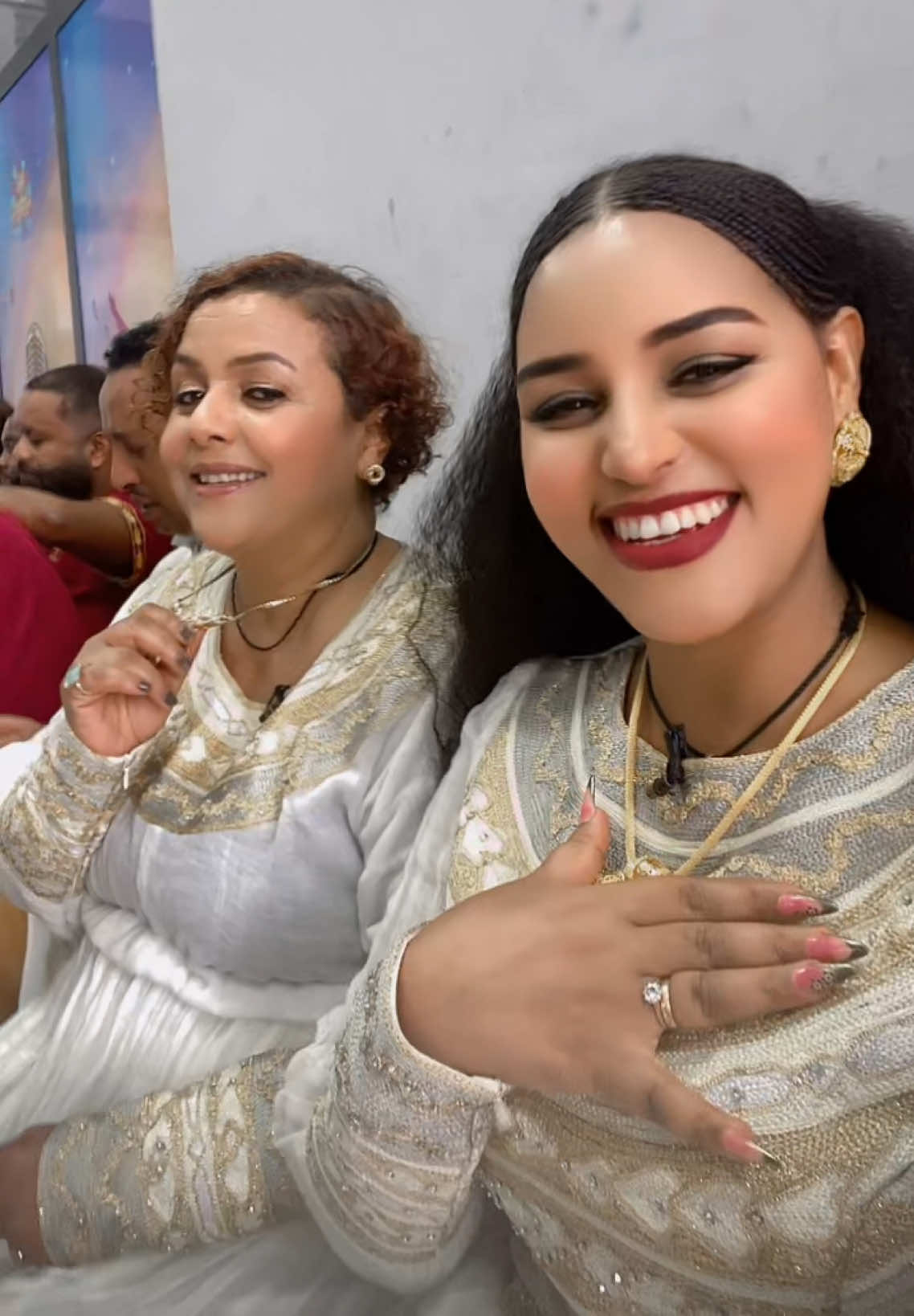 @Alemtsi_Yeňealem