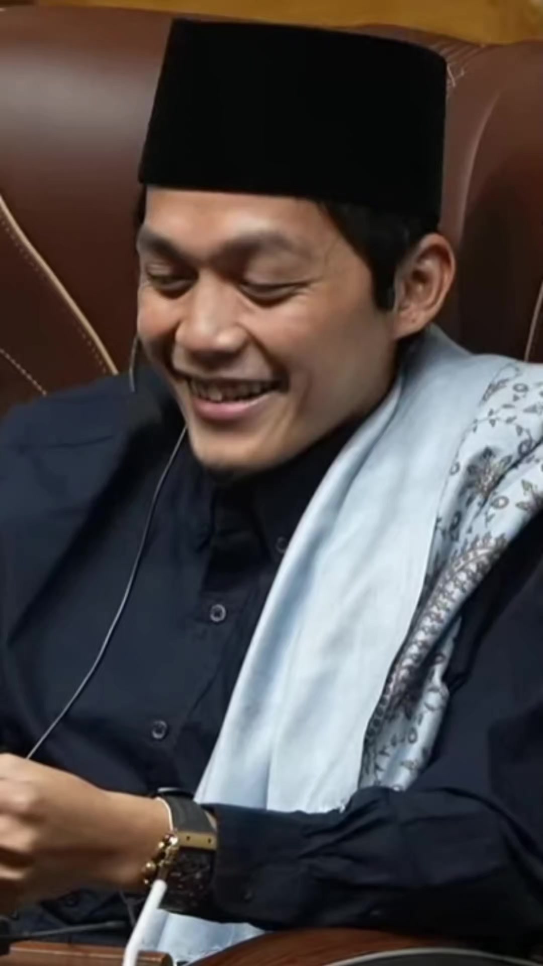 @๐ผ ๐ฆ ๐ญ ๐พ ๐บ