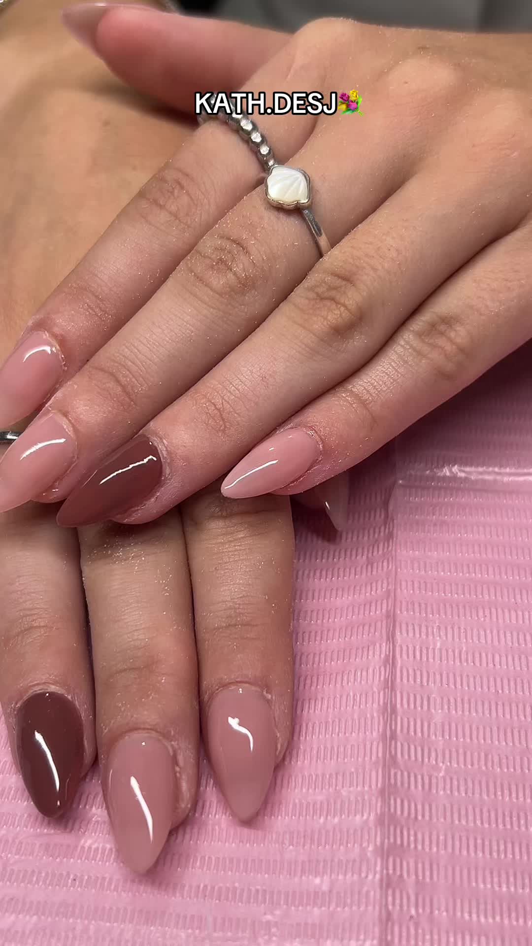 @Desjkate2