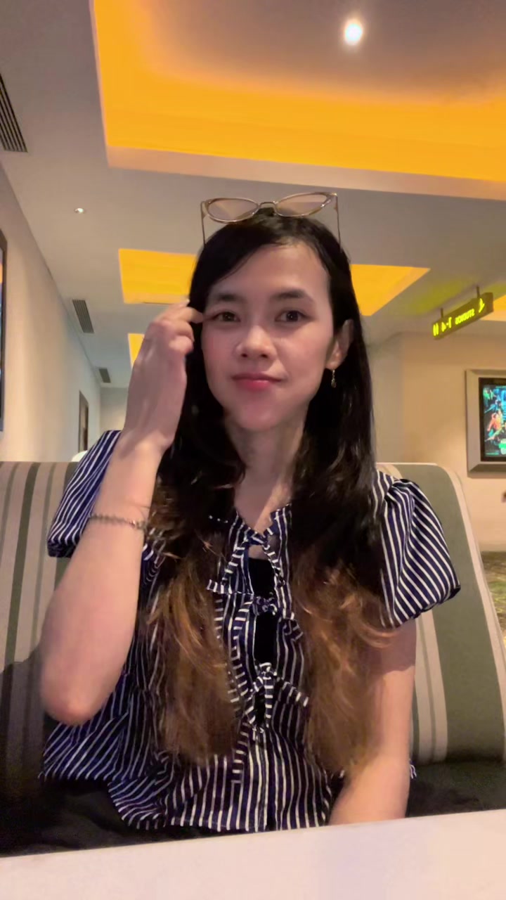 @Bidannya Suka Kuning 💛😗