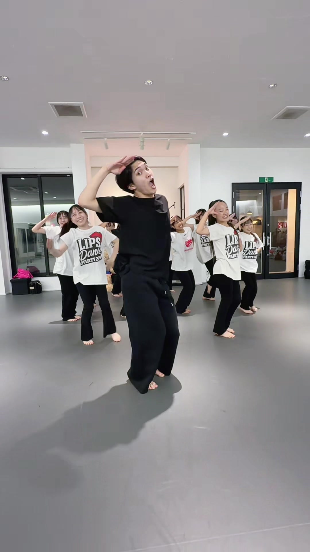 @Lips Dance School