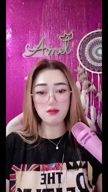 @icha.Laura