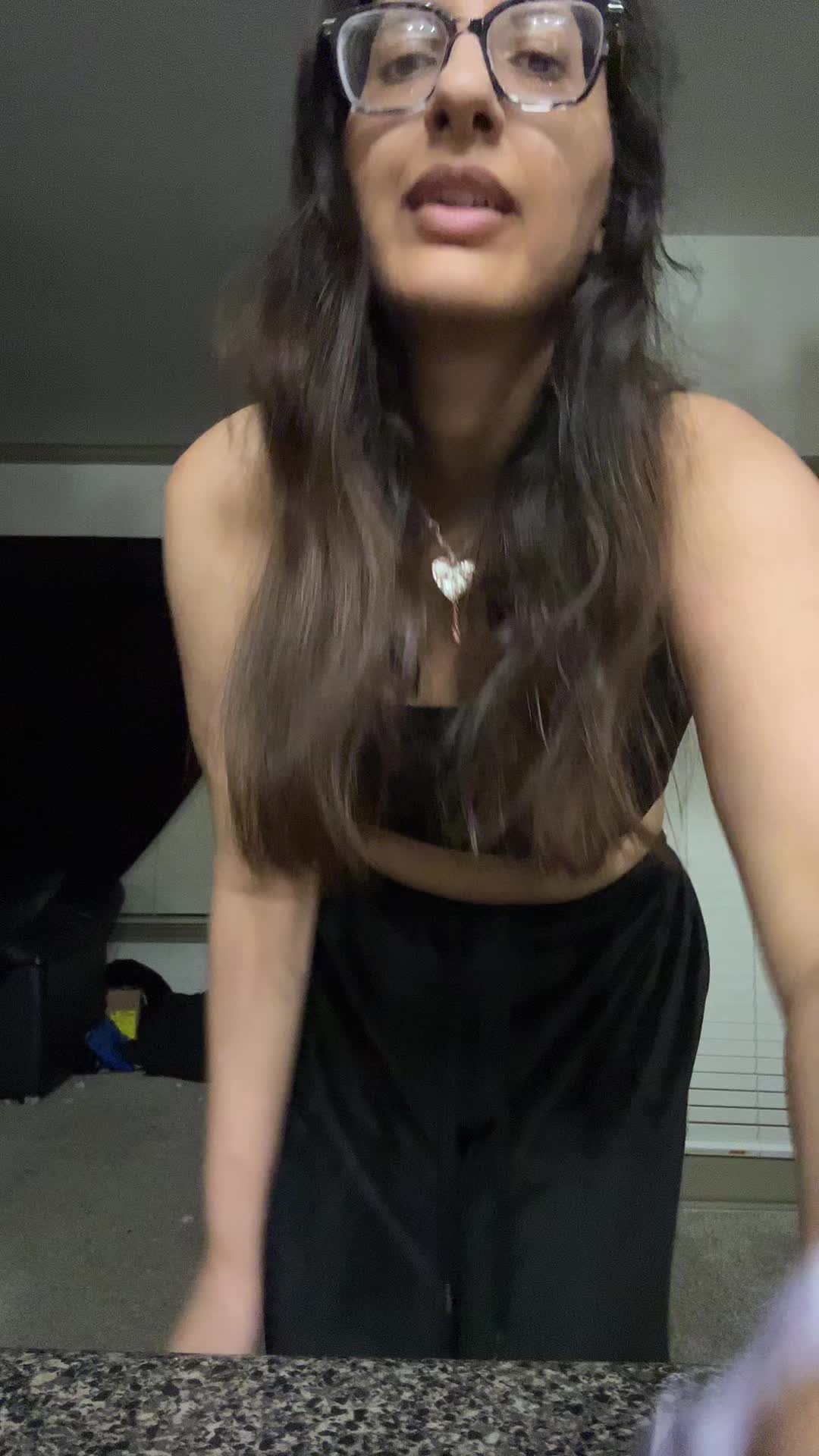 @Queen Tik Tok