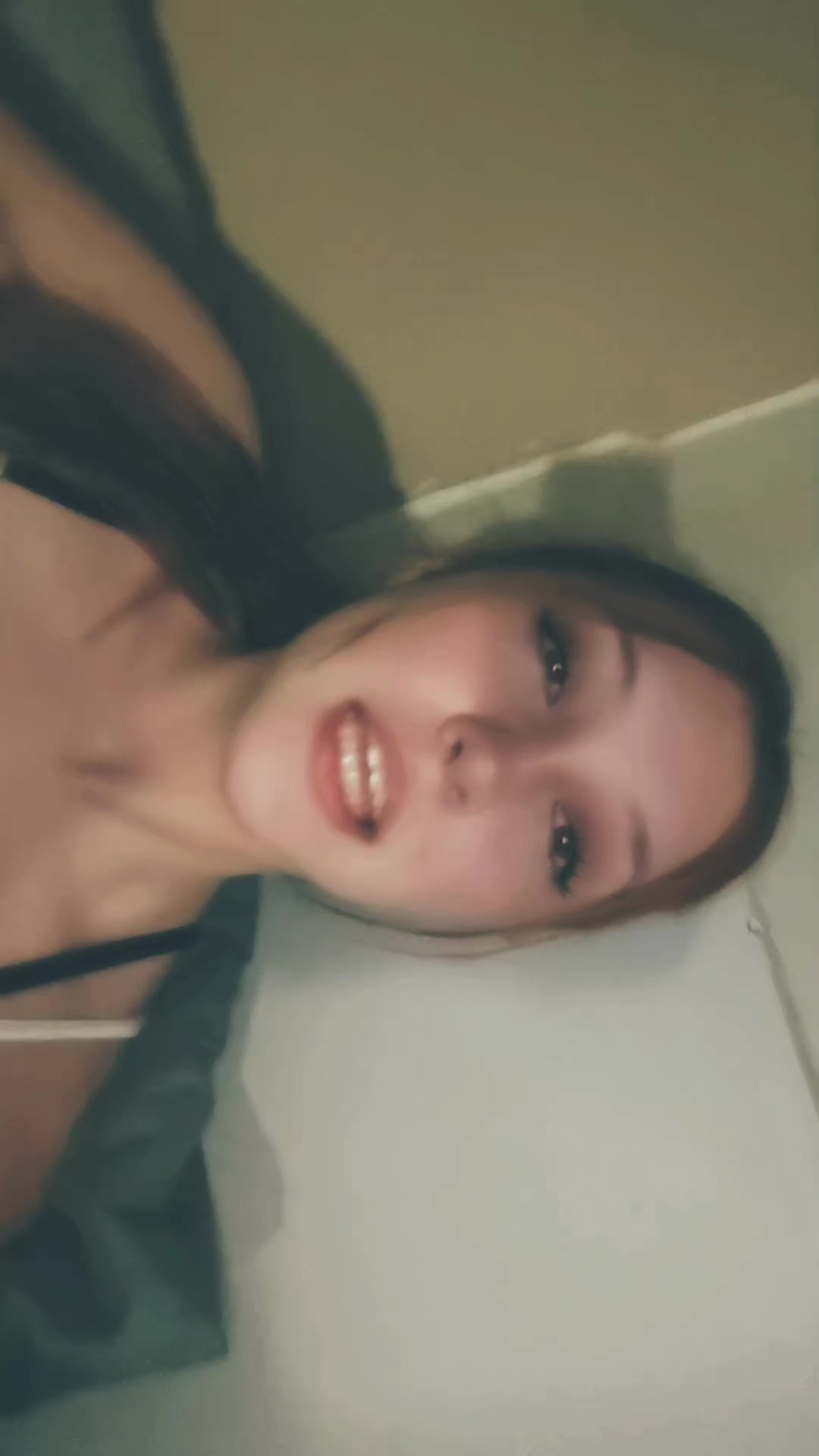 @abriljacquet