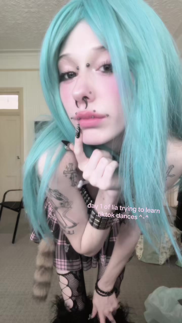 @deadgothlia