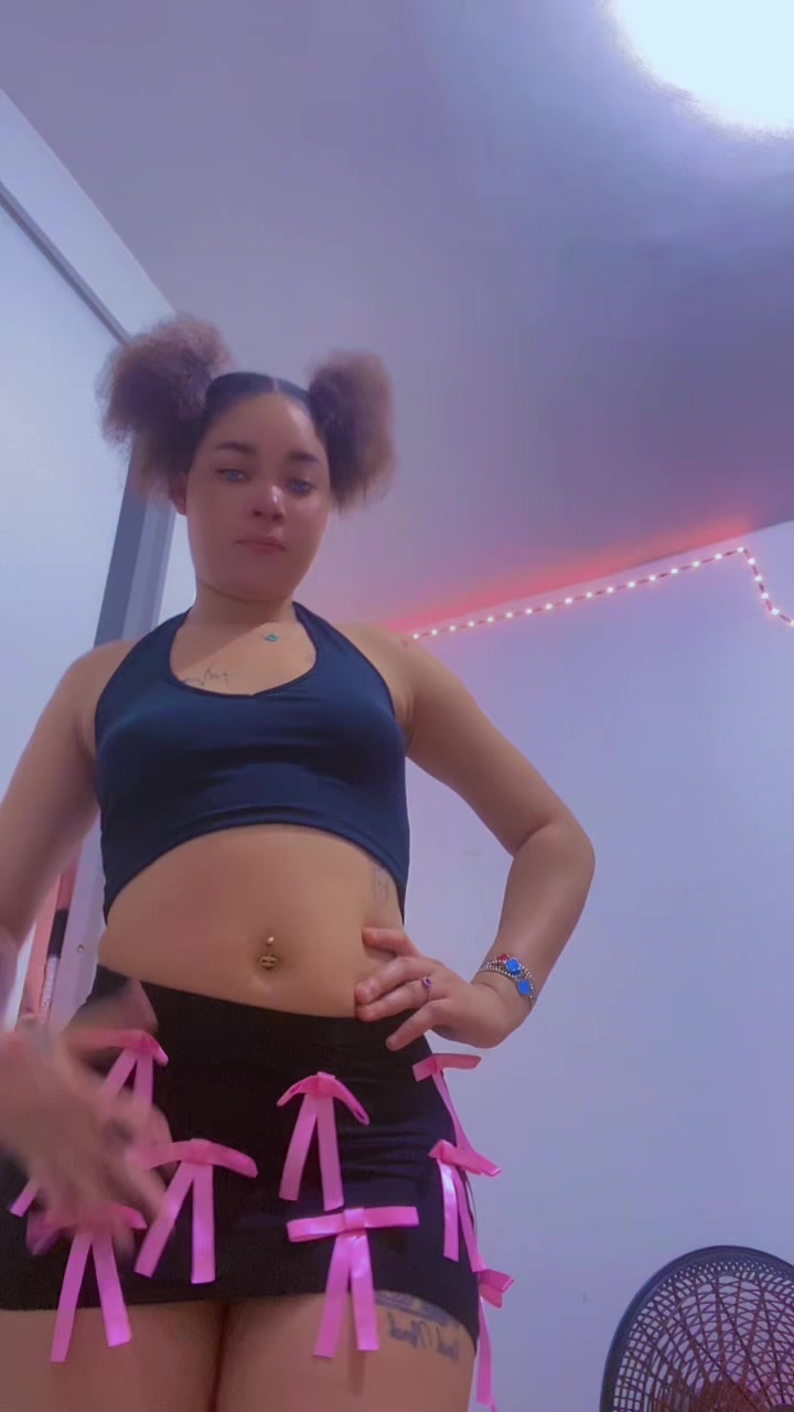 @Chica loca ๐ค๐ค๐ญ๐น