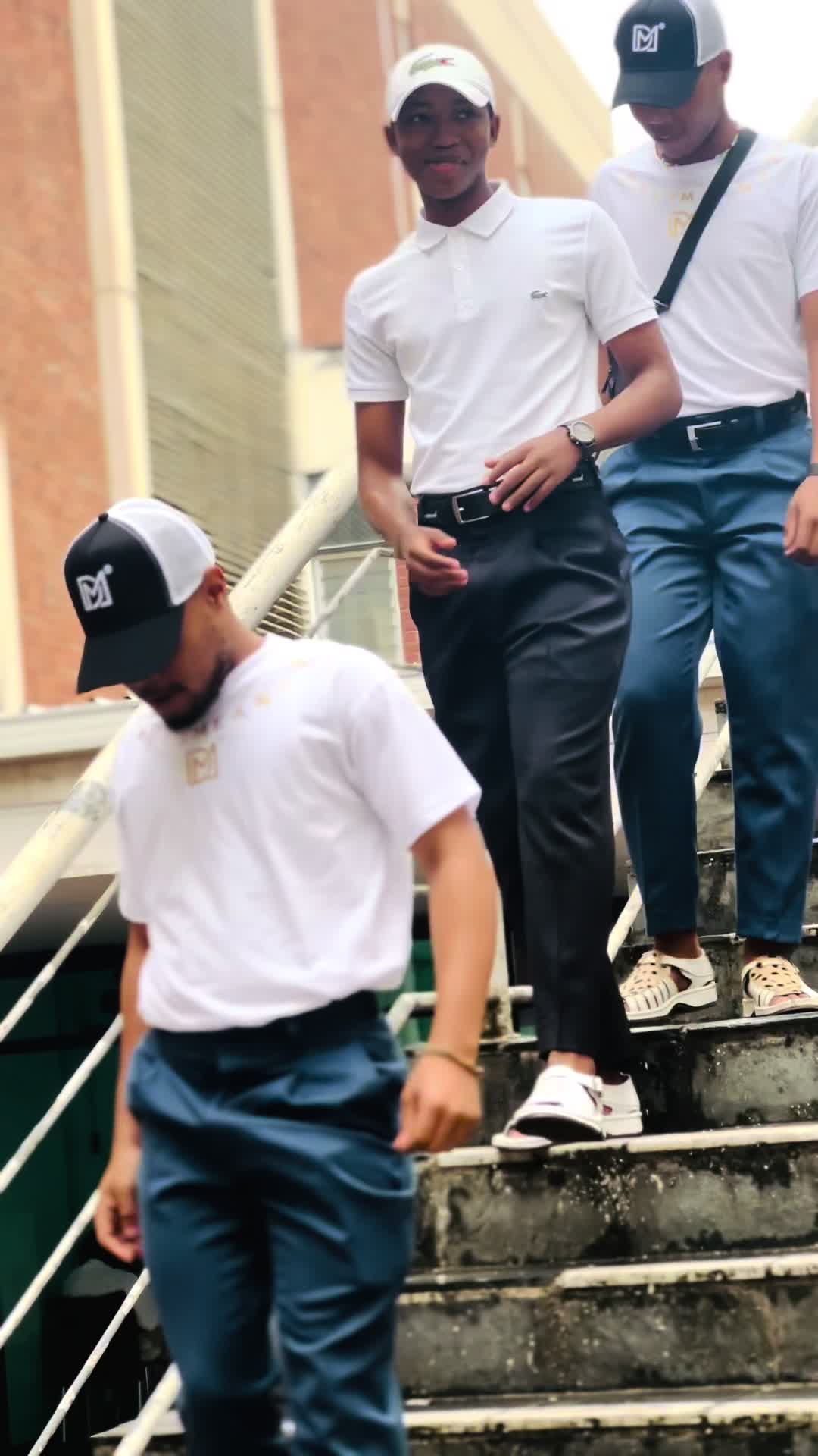 @Sosibo 🦁