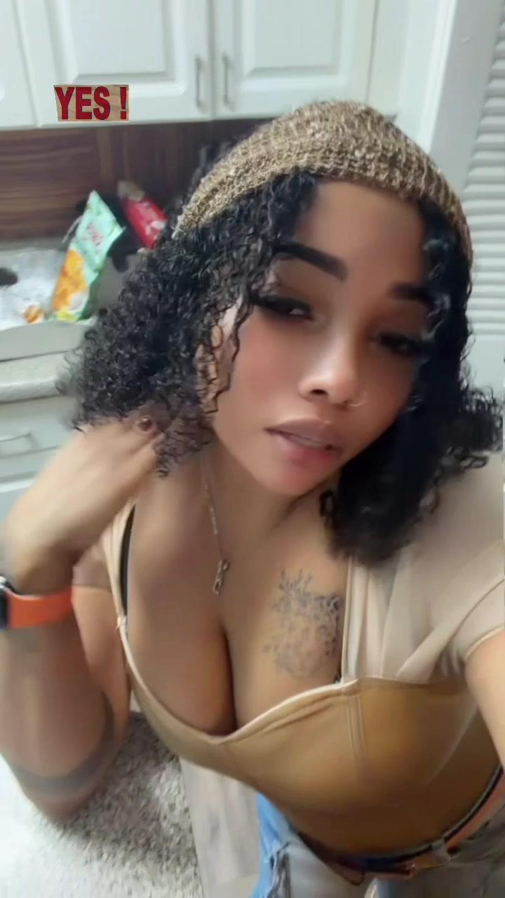 @🍫_Chocolate_Queen_🍫Its-me🦋