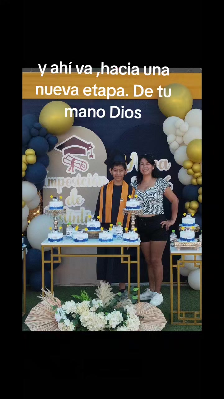 @Karin Gallardo Guerr