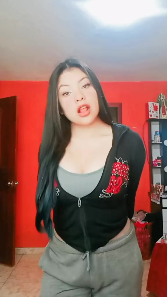 @Abigail Dayana