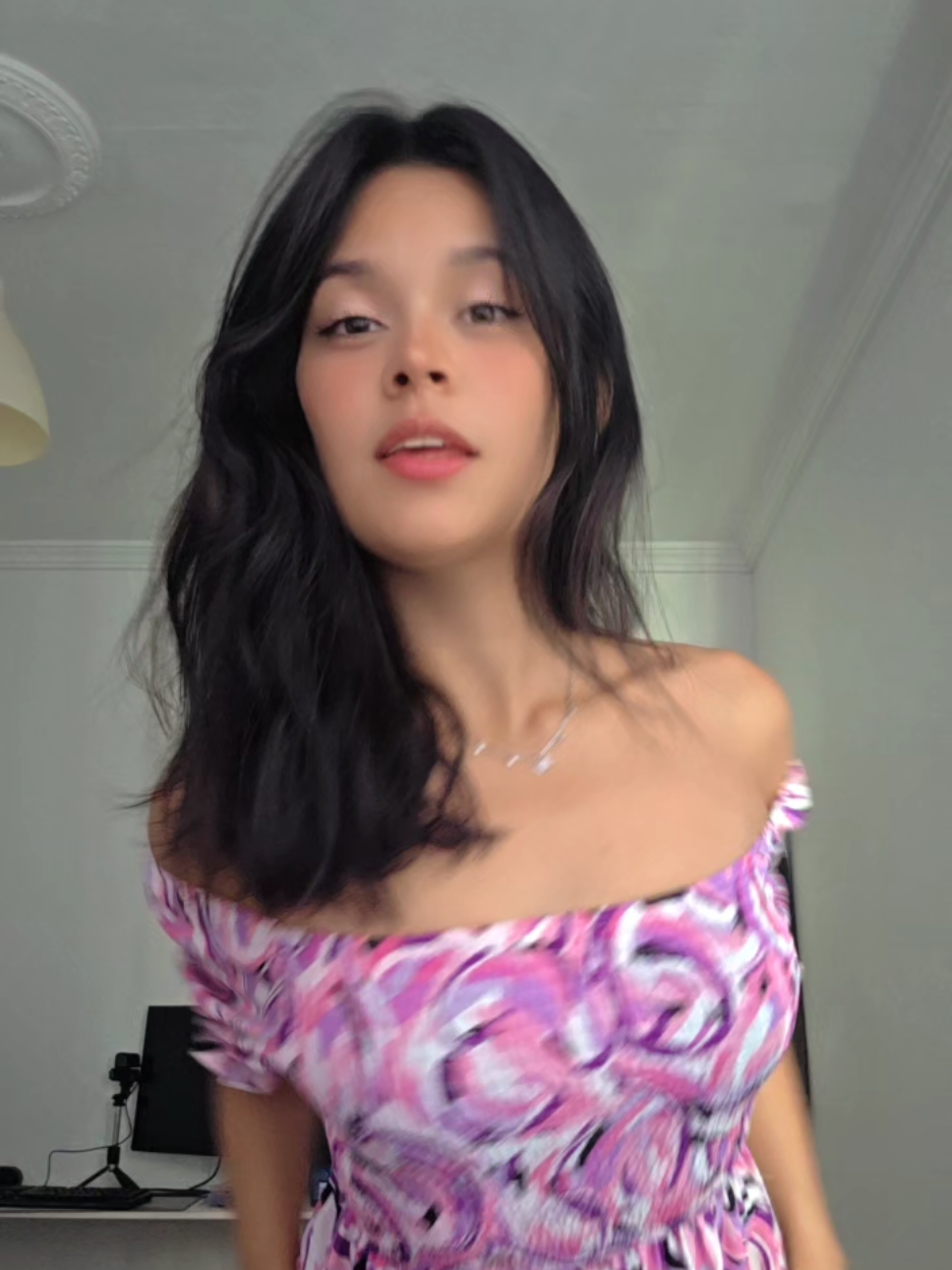 @KatLyzz
