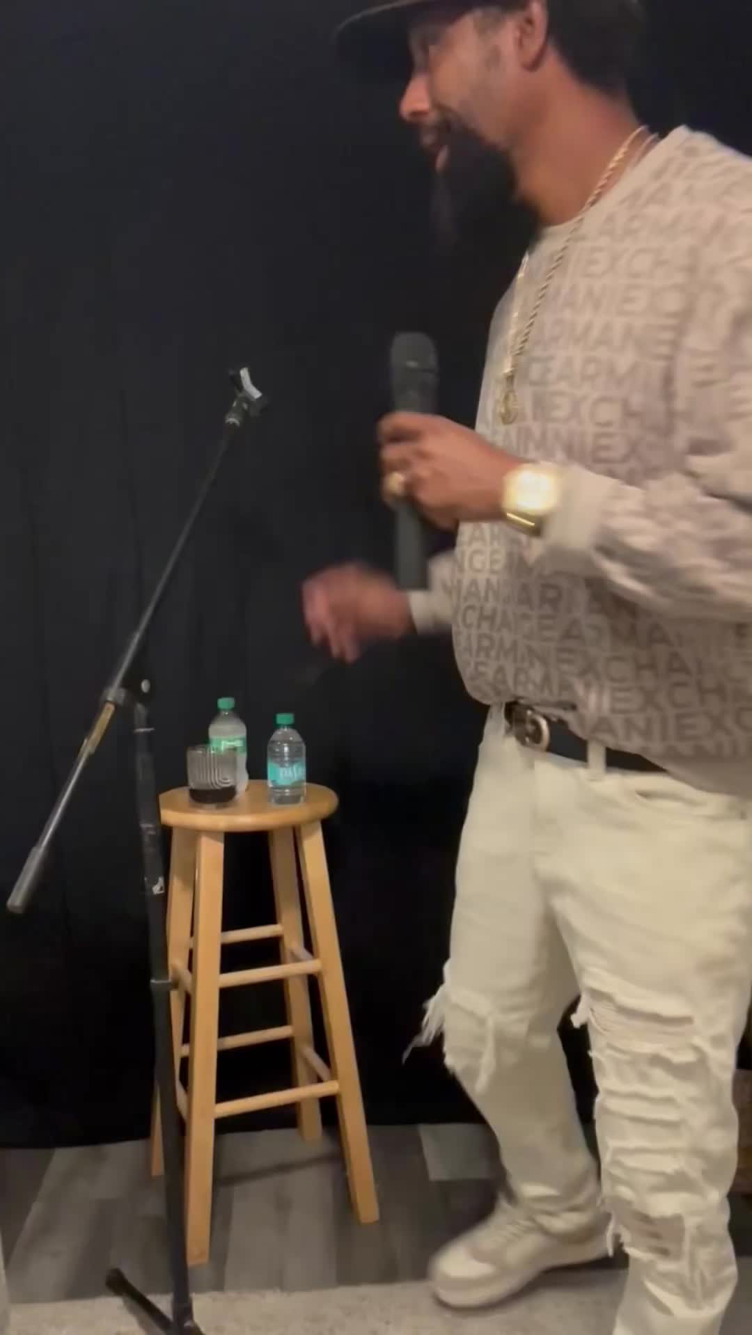 @thesocialmediacomedian