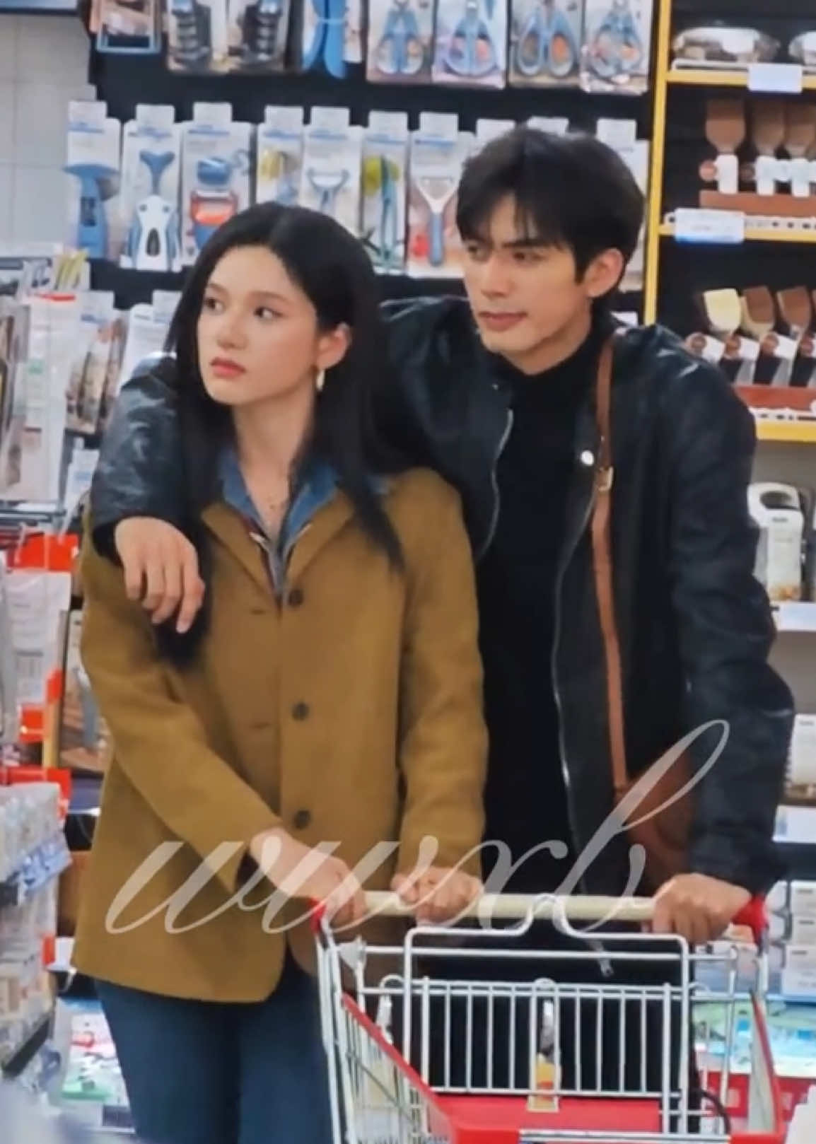 @zhang jingyi 🍒