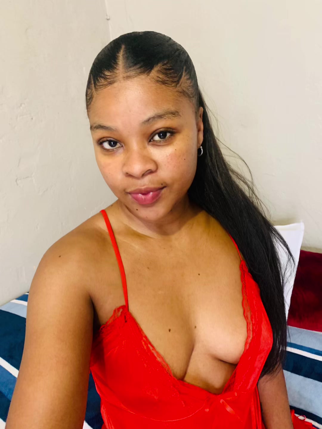 @Aviwe Jessica_Ngqolosi