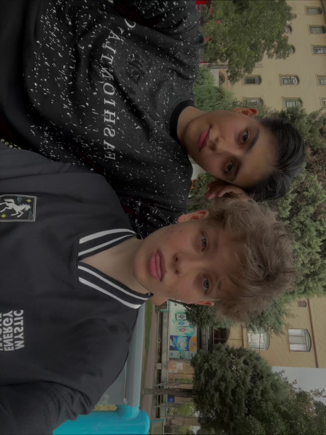 @ar2uwr