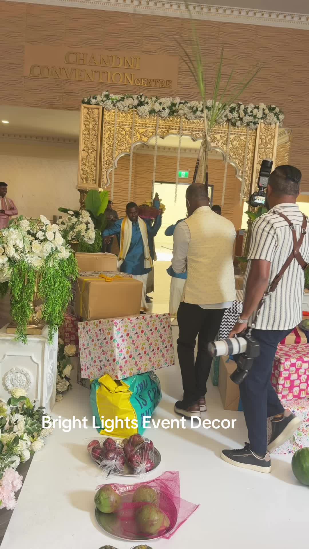 @Bright Lights Event Decor