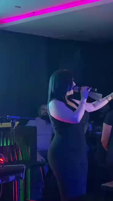 @الفنانة فاطمة بولعراس