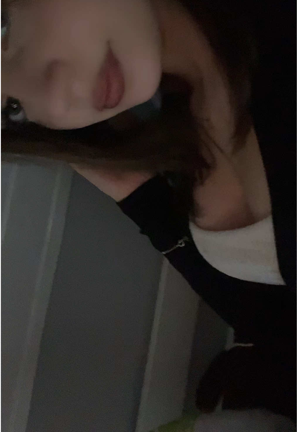 @Bella