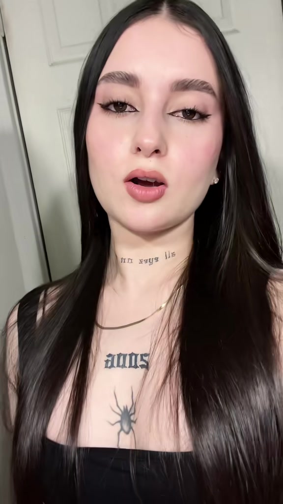 @𝒟𝒾𝒶𝓃𝒾𝓉𝒶🤍