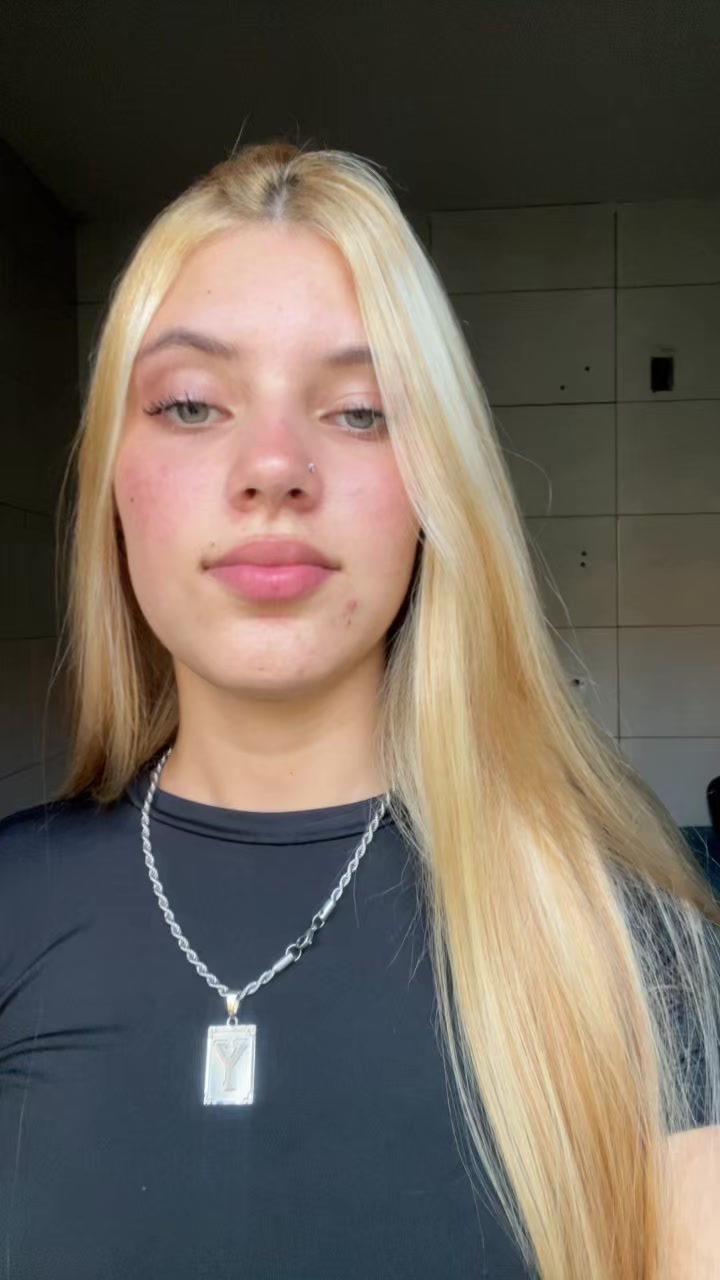 @𝓨