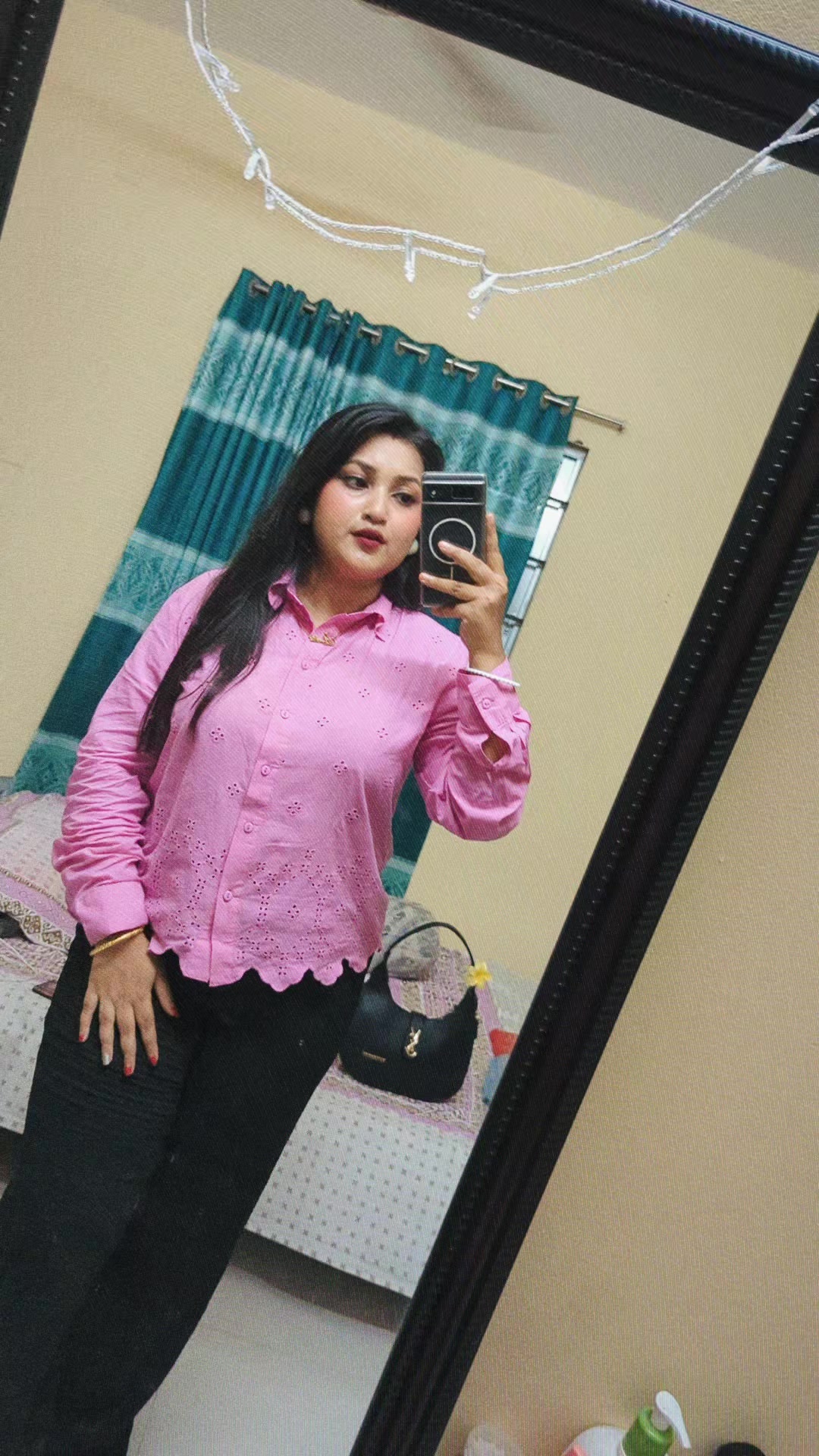 @🎀 Ms.Roy 🎀